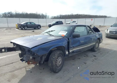 1993 Buick Regal Limited z USA, uszkodzony, nr VIN 2G4WD14TXP1418715